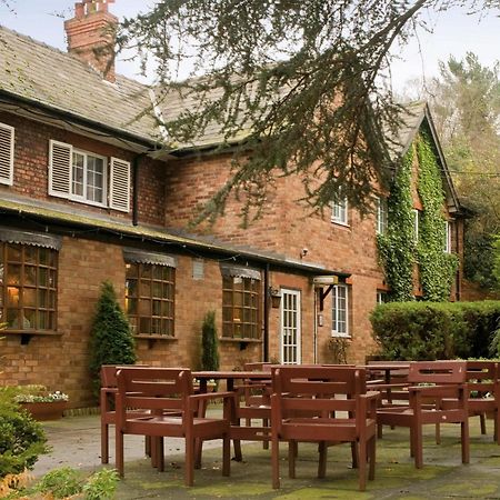 The Lymm Hotel エクステリア 写真