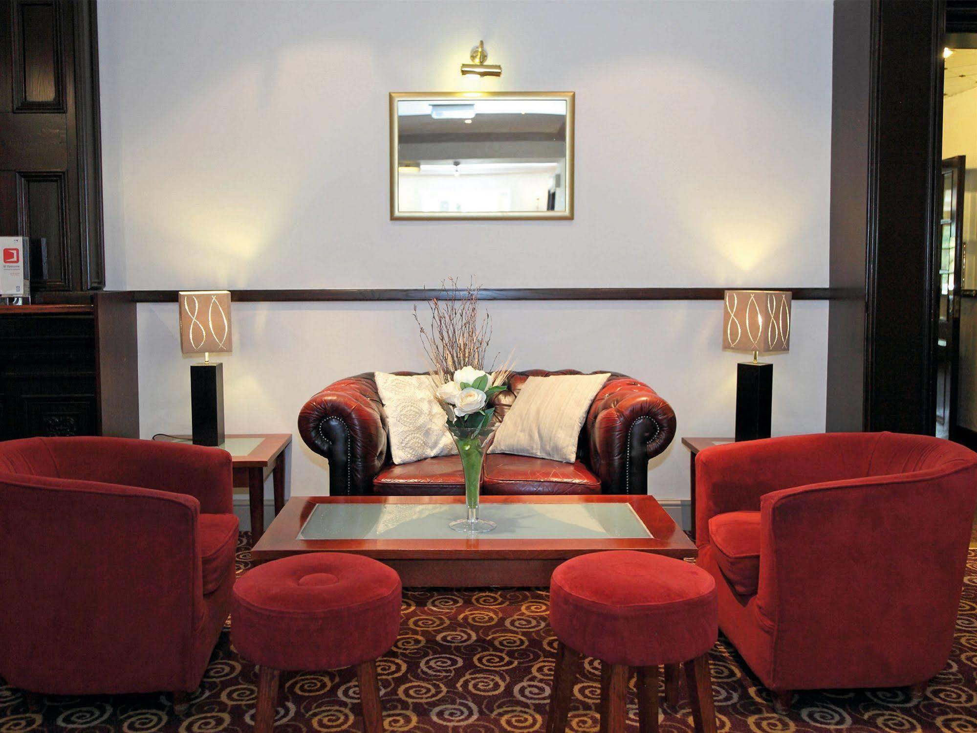 The Lymm Hotel エクステリア 写真