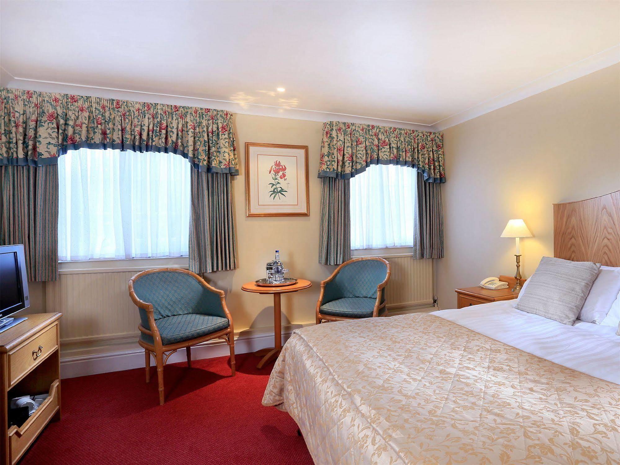 The Lymm Hotel エクステリア 写真