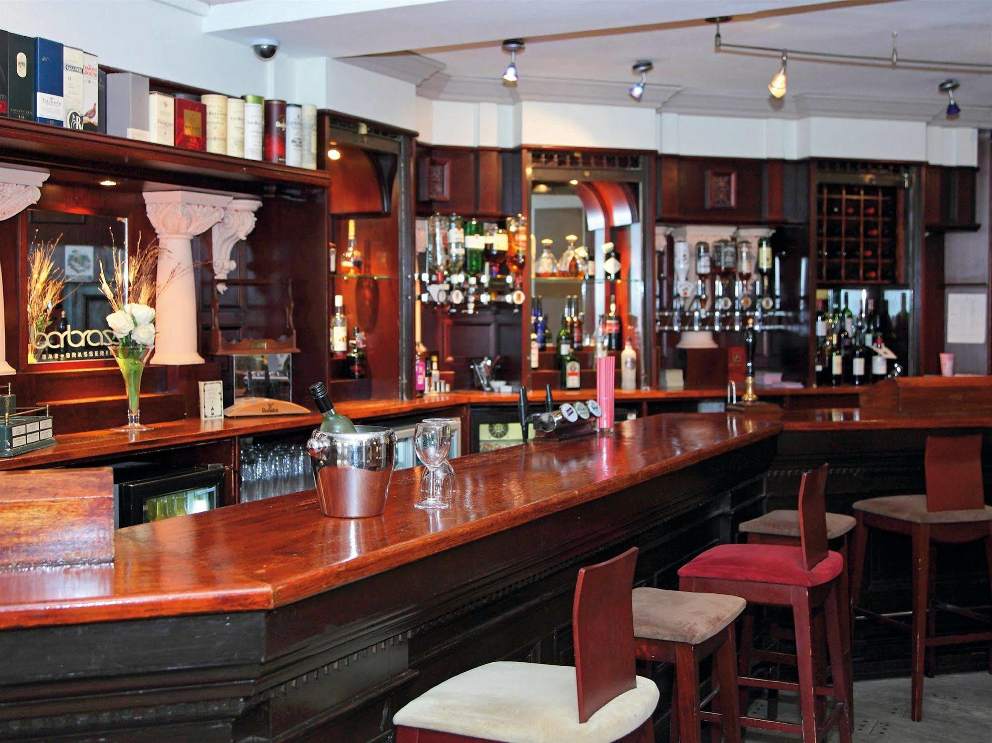 The Lymm Hotel エクステリア 写真